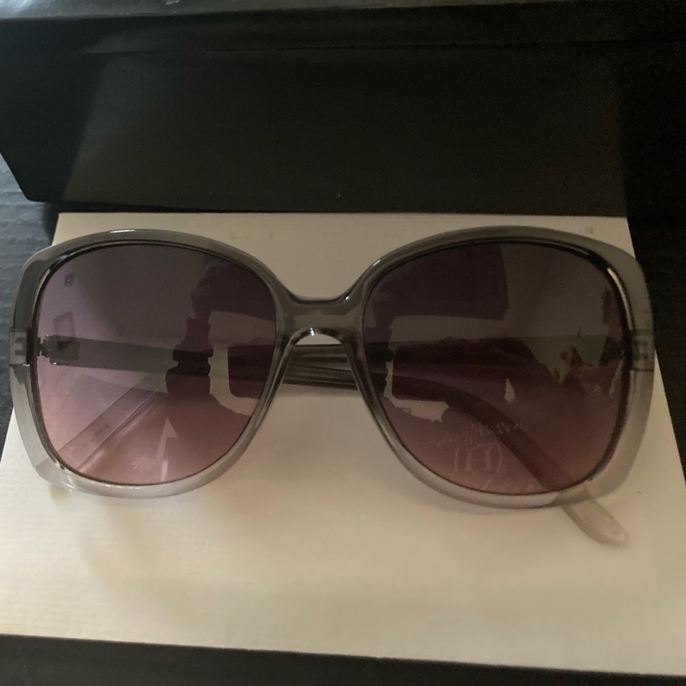 ❌SOLD❌ Ombré purple to pink lens large sunglasses Target grey to clear plastic
